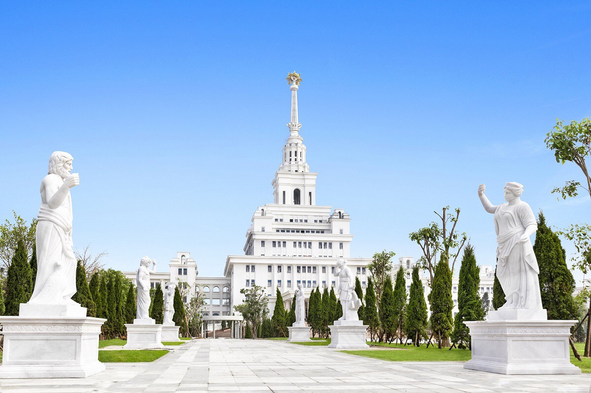 Một chiều tham quan trải nghiệm ở trường Đại học VINUNI