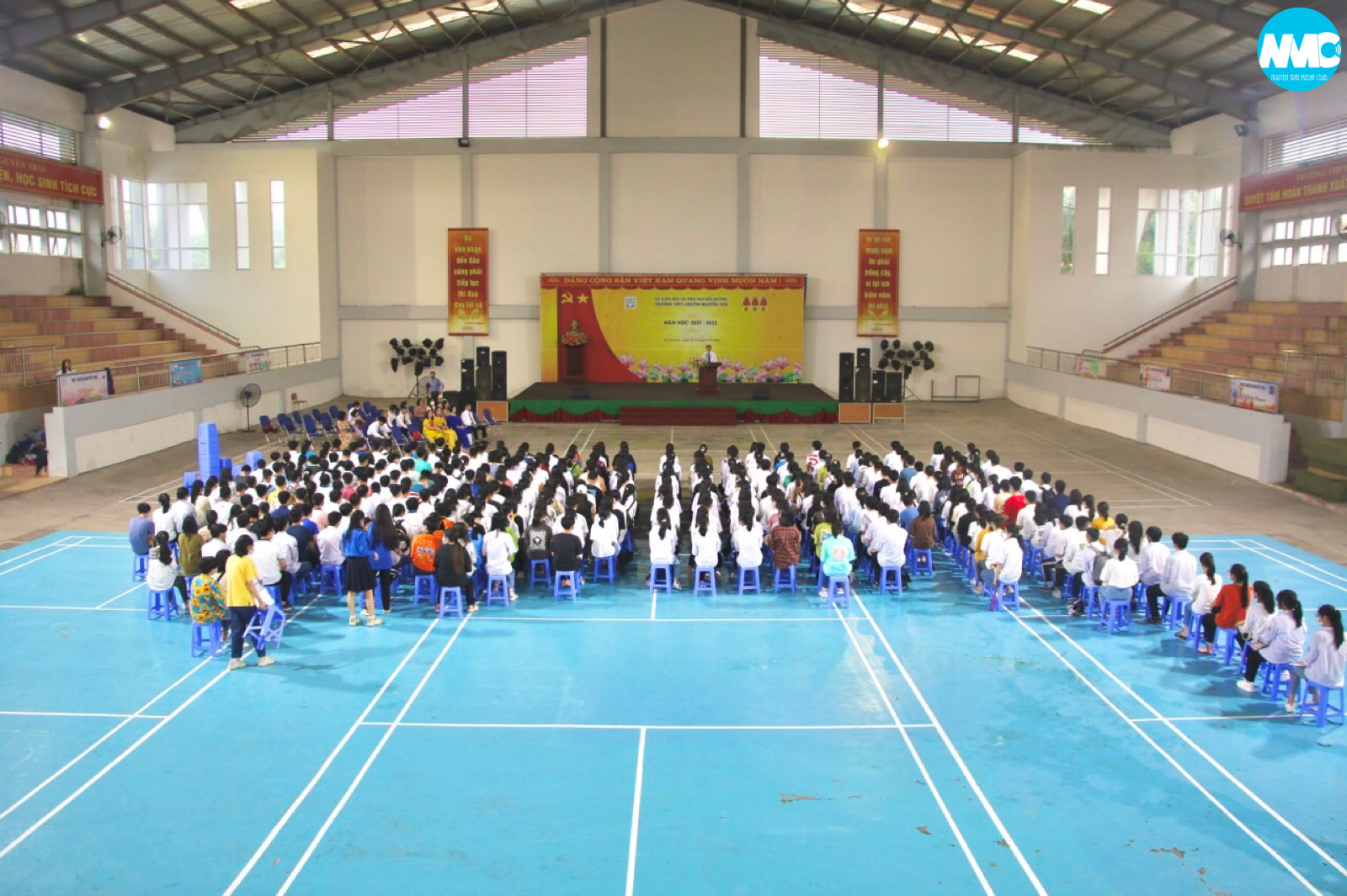 Rộn ràng không khí buổi lễ nhập học của Tân học sinh khoá 2022-2025 tại trường THPT Chuyên Nguyễn Trãi